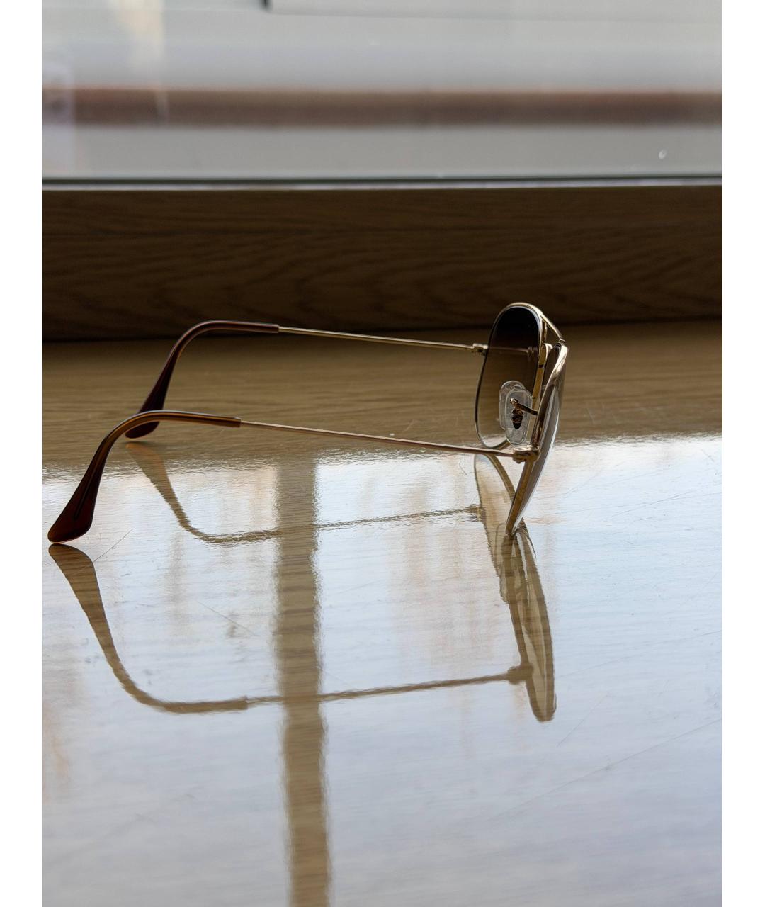 RAY BAN Коричневые металлические солнцезащитные очки, фото 2