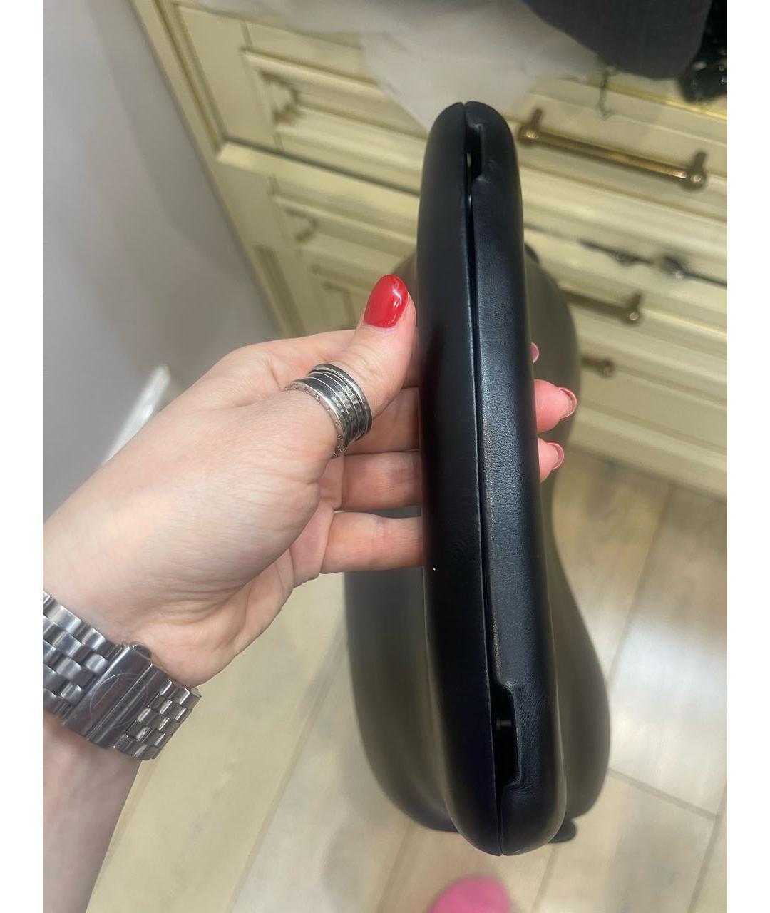 CHANEL Черная кожаная сумка с короткими ручками, фото 6