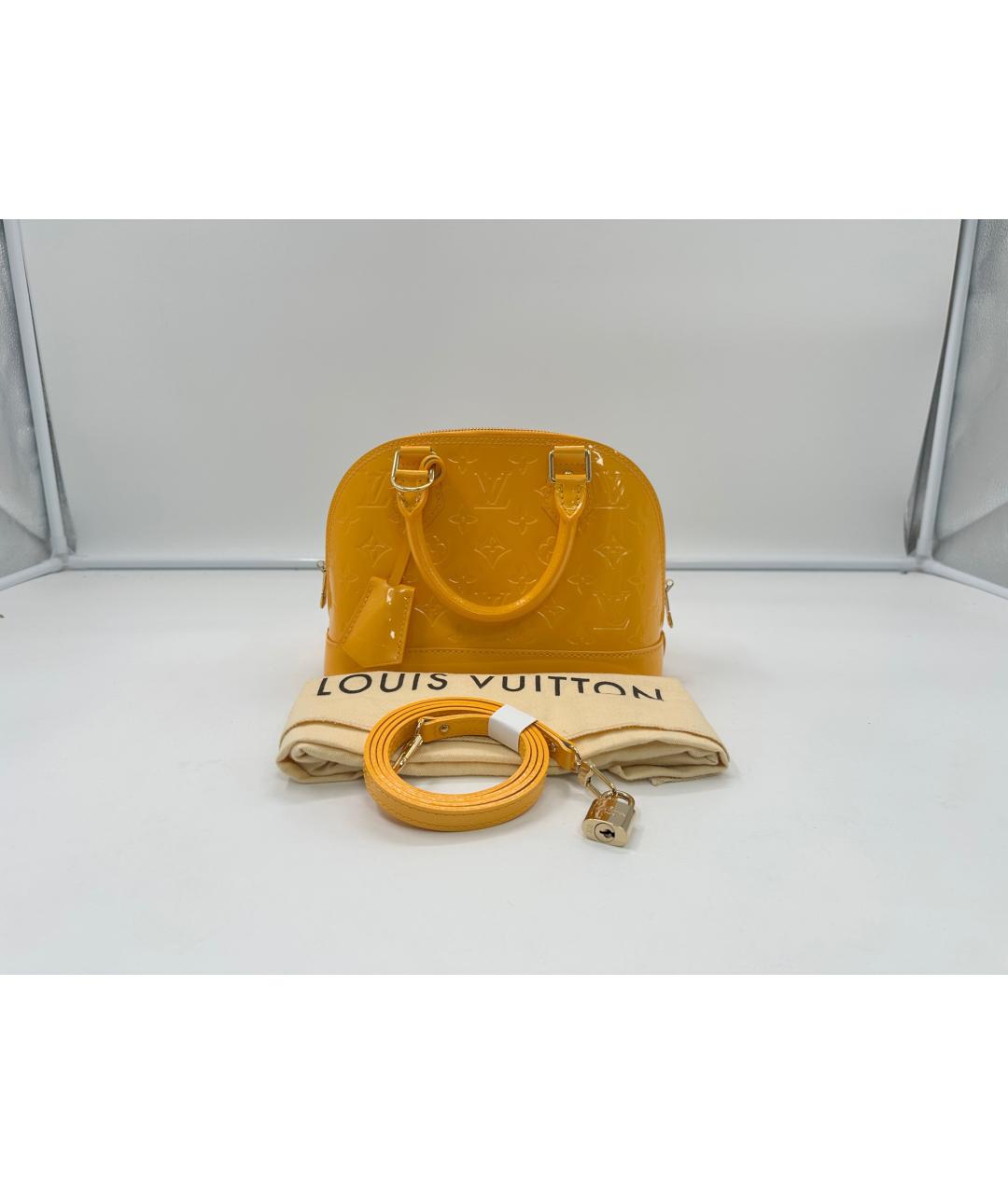 LOUIS VUITTON Желтая сумка с короткими ручками из лакированной кожи, фото 2