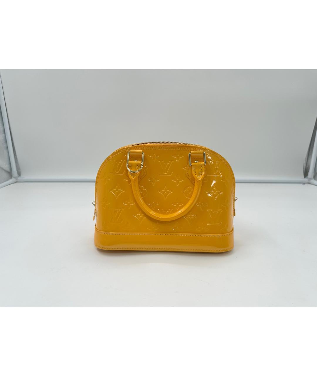 LOUIS VUITTON Желтая сумка с короткими ручками из лакированной кожи, фото 3