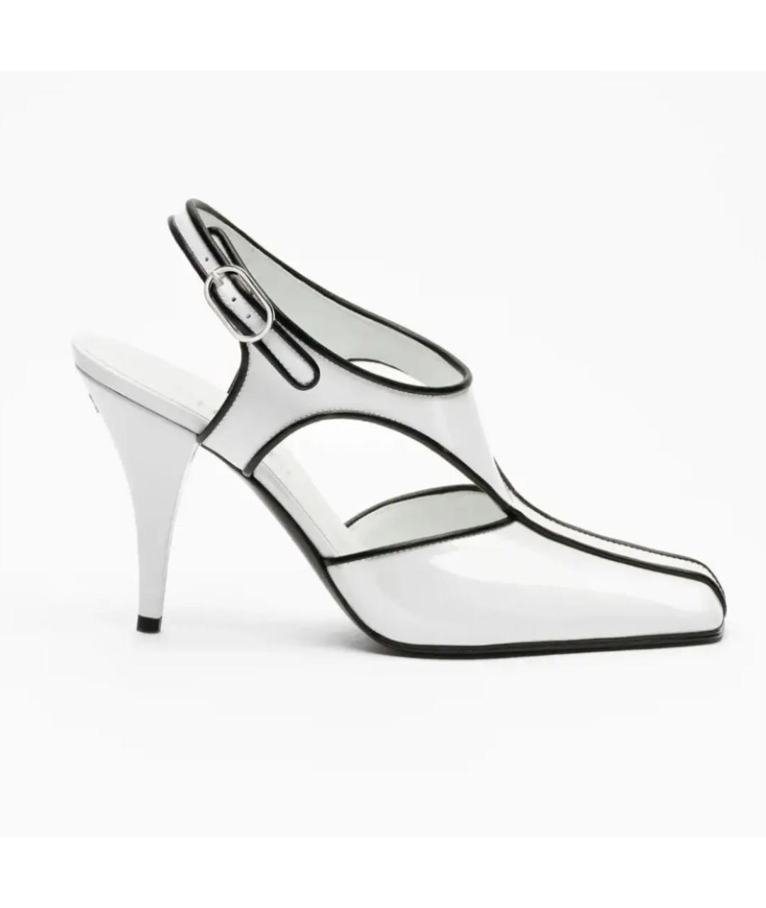 CHANEL Белые туфли из лакированной кожи, фото 5