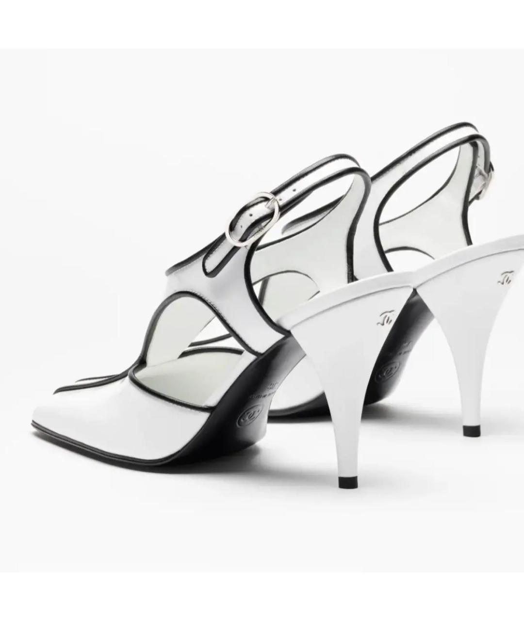 CHANEL Белые туфли из лакированной кожи, фото 3