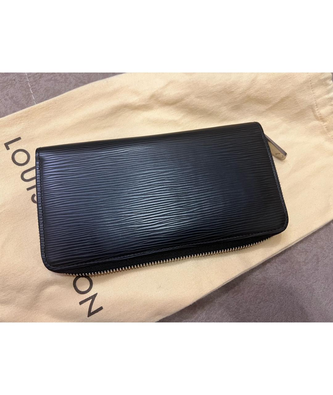 LOUIS VUITTON Черный кожаный кошелек, фото 2