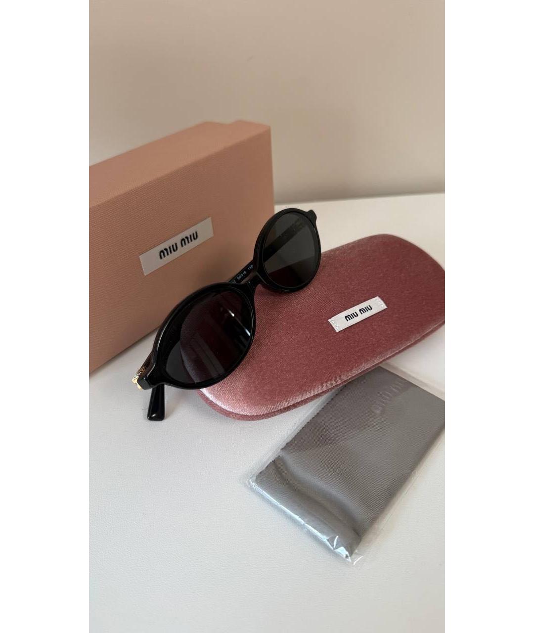 MIU MIU Черные пластиковые солнцезащитные очки, фото 5