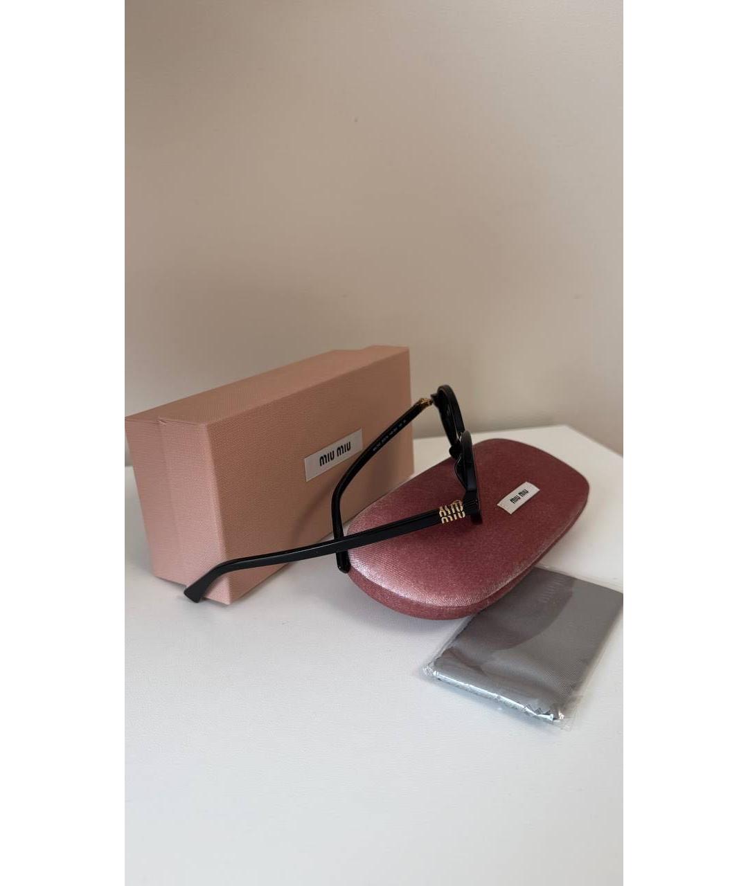 MIU MIU Черные пластиковые солнцезащитные очки, фото 4