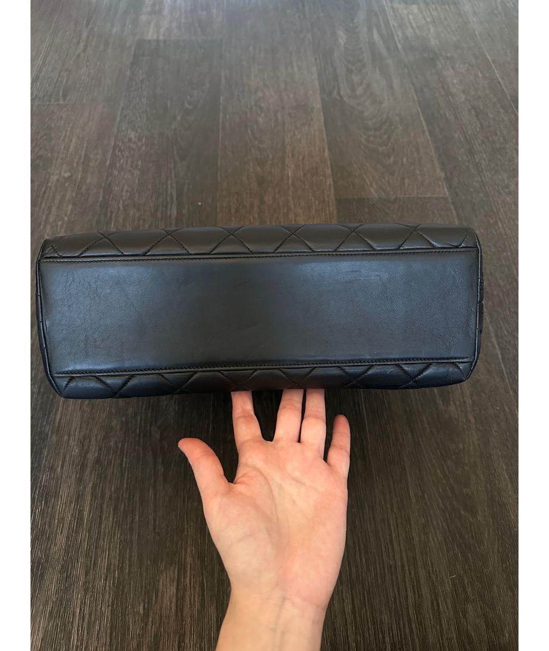 CHANEL Черная кожаная сумка тоут, фото 5