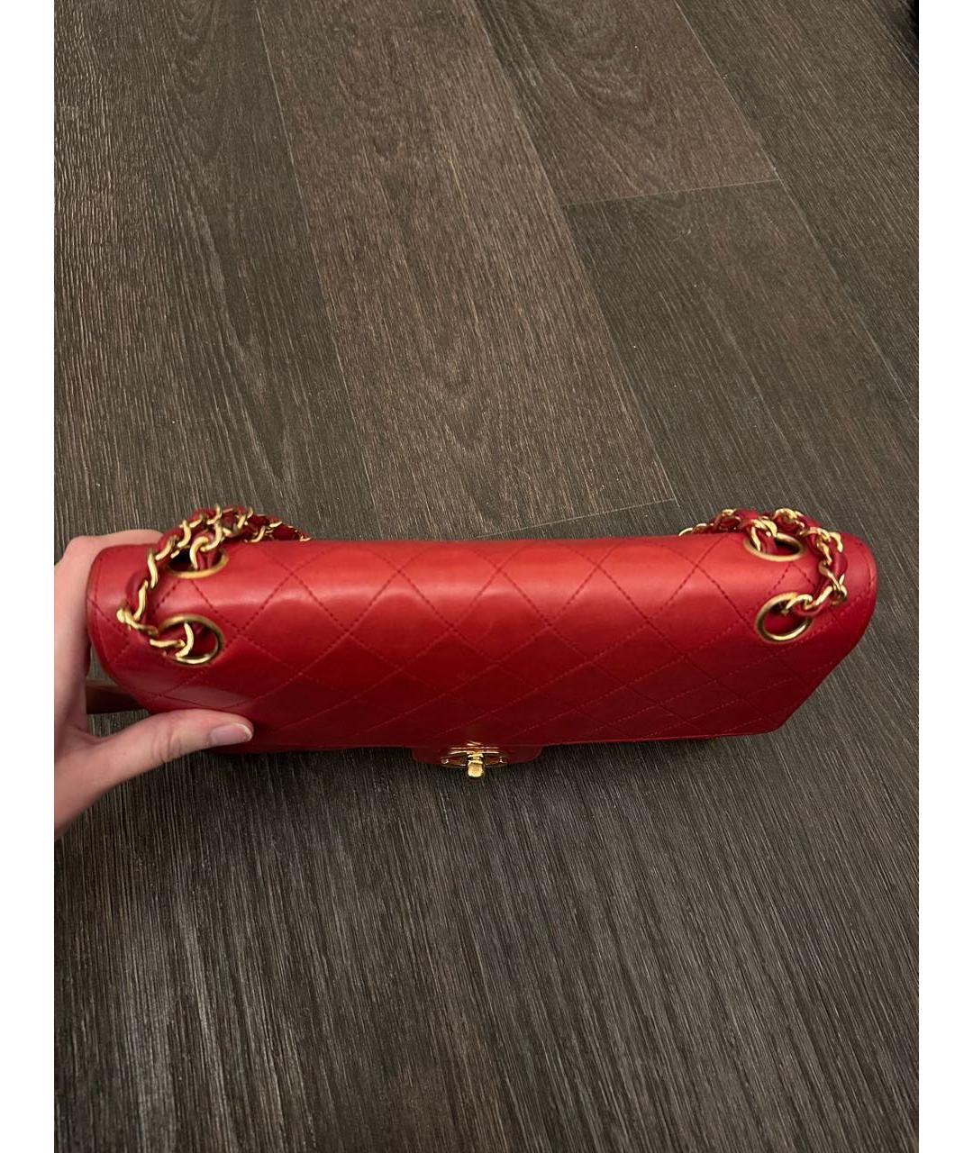 CHANEL Красная кожаная сумка через плечо, фото 5