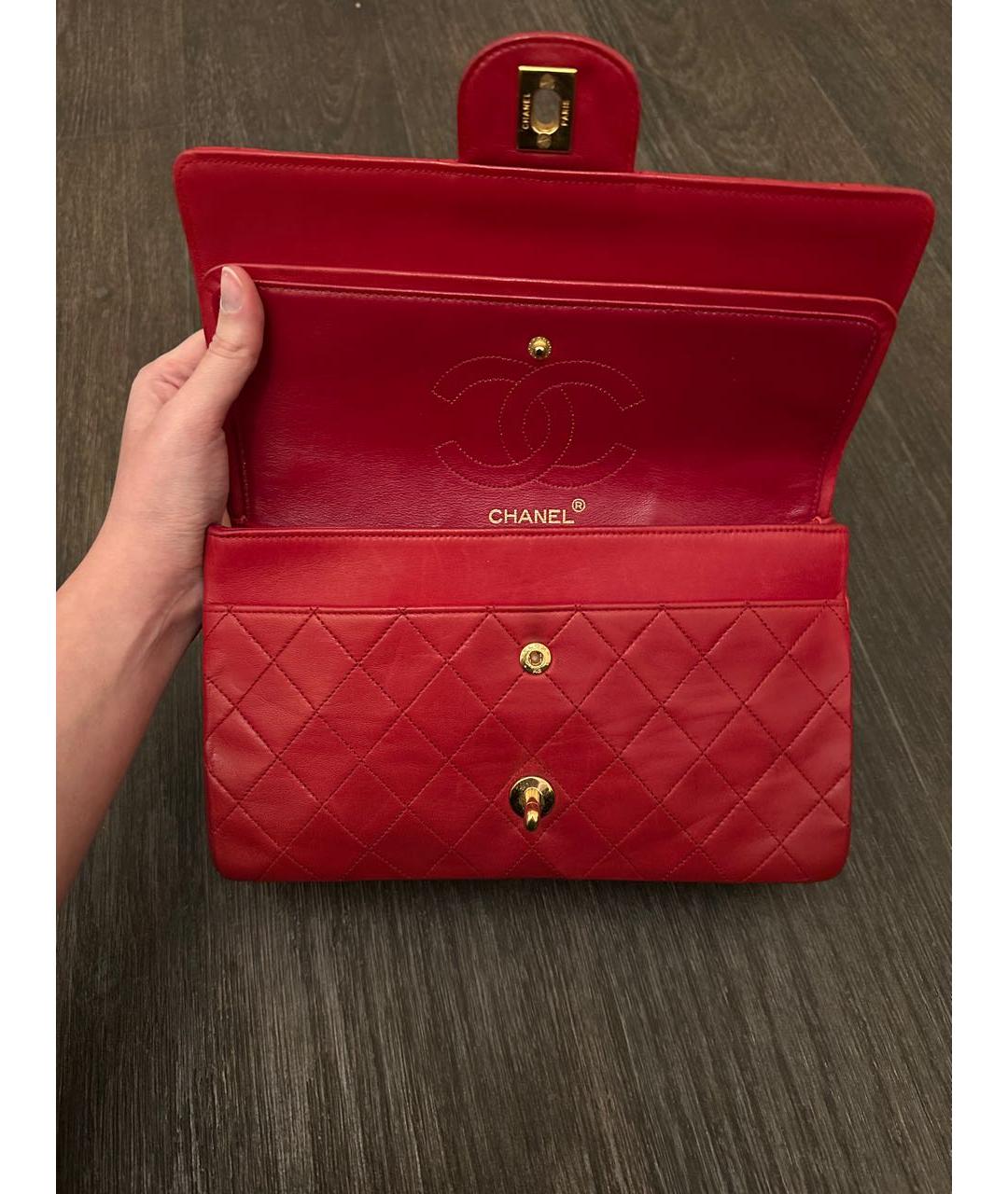 CHANEL Красная кожаная сумка через плечо, фото 7