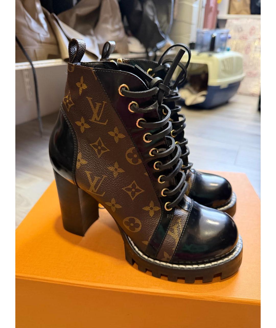 LOUIS VUITTON Коричневые ботильоны, фото 6