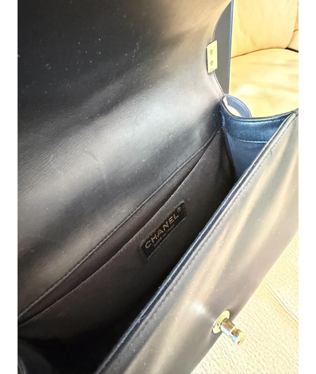 CHANEL Черная кожаная сумка через плечо, фото 4