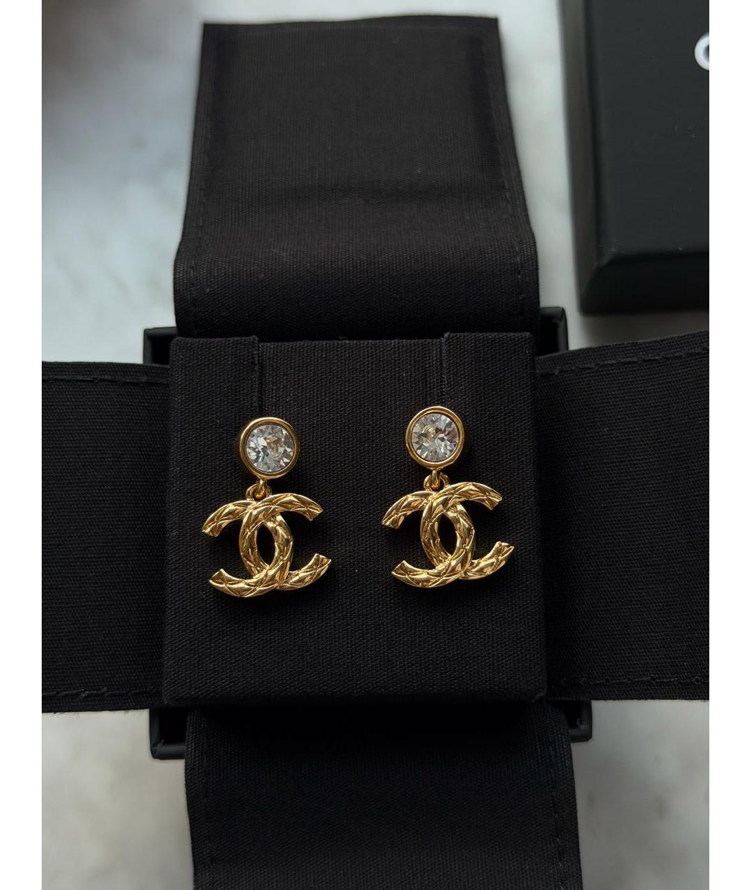 CHANEL Золотые металлические серьги, фото 3
