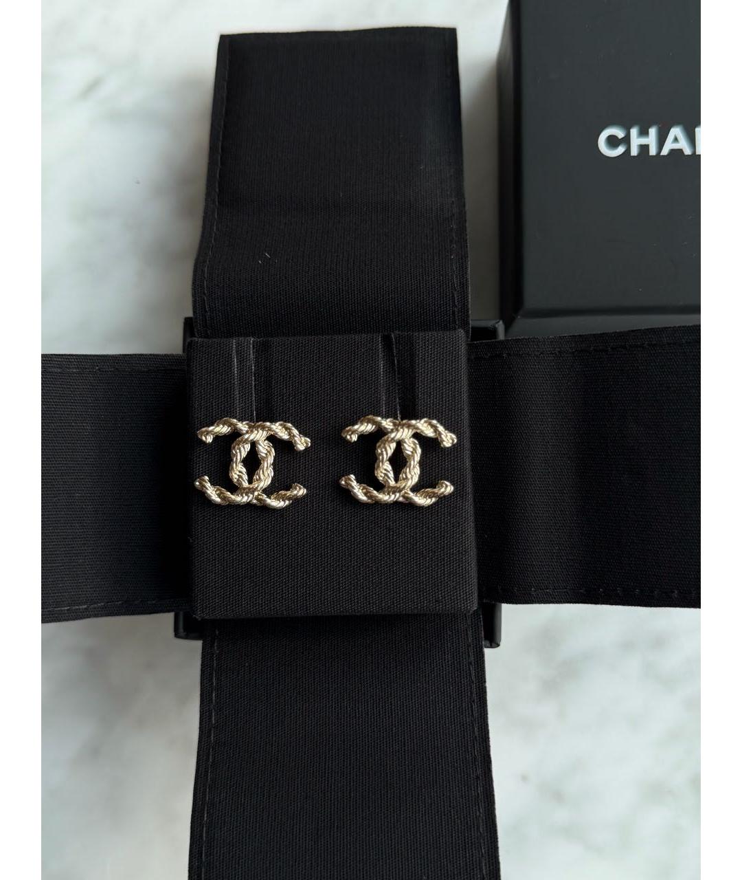 CHANEL Золотые металлические серьги, фото 2