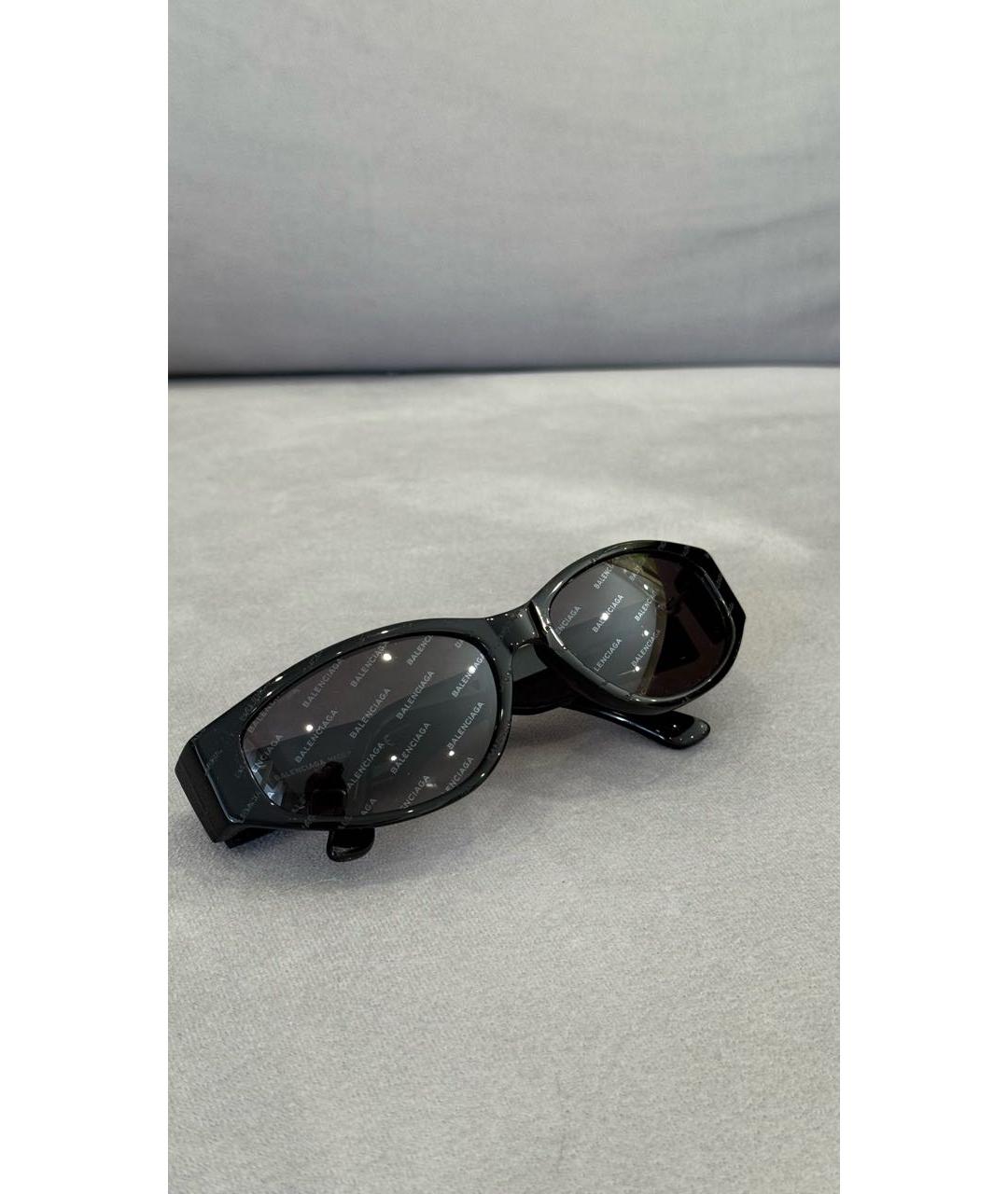 BALENCIAGA Черные пластиковые солнцезащитные очки, фото 4