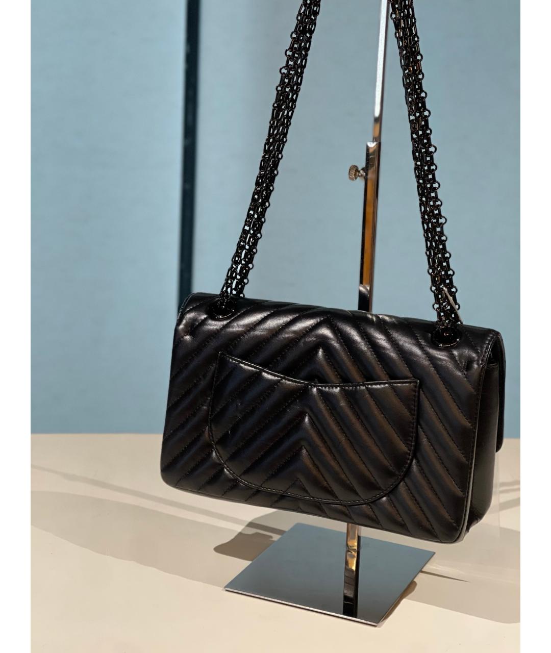 CHANEL Черная кожаная сумка через плечо, фото 4