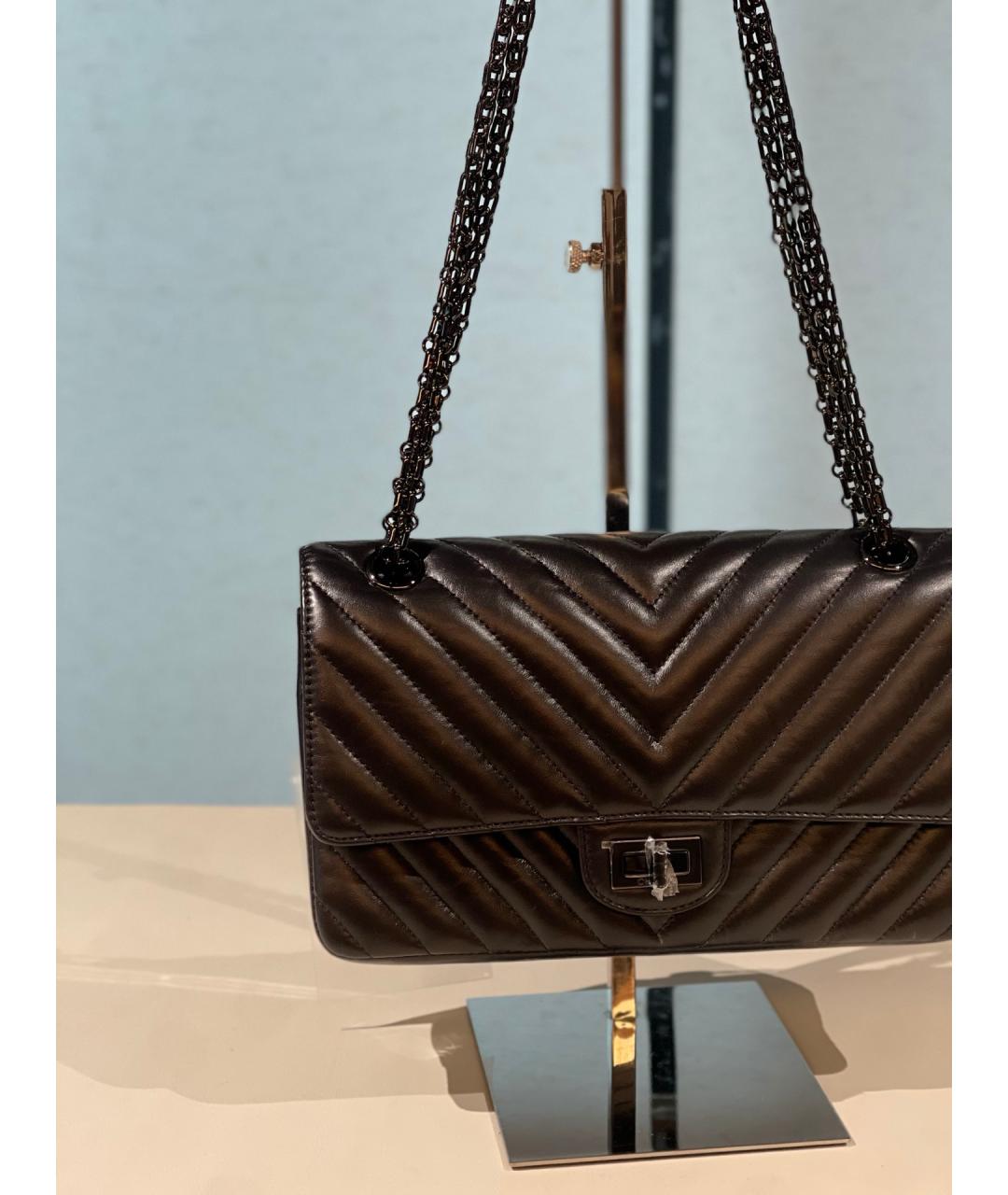 CHANEL Черная кожаная сумка через плечо, фото 3