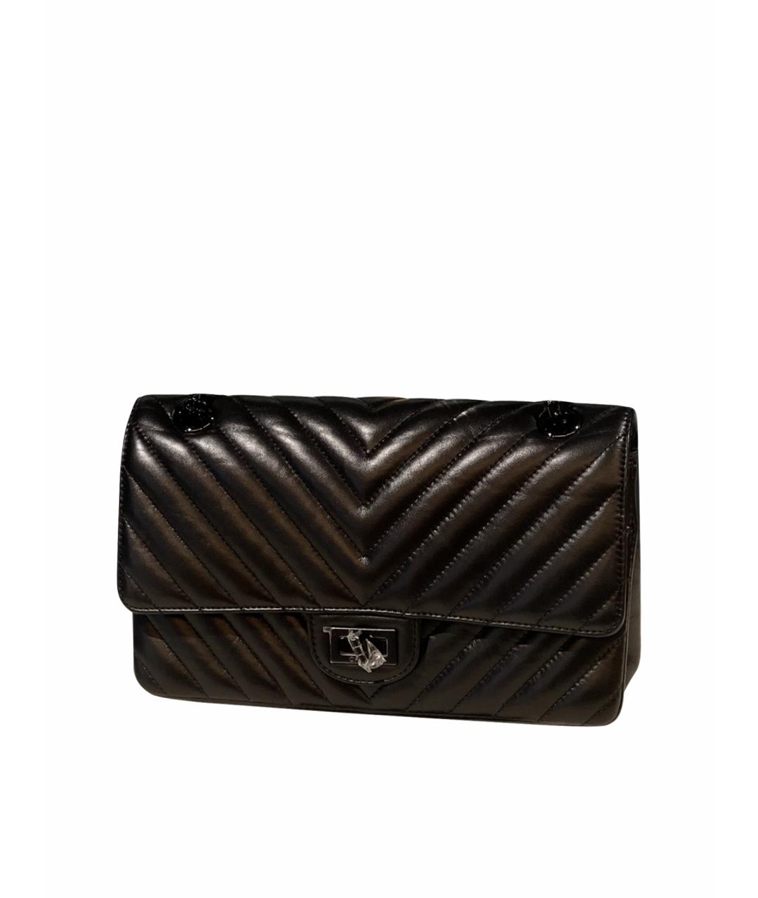 CHANEL Черная кожаная сумка через плечо, фото 1