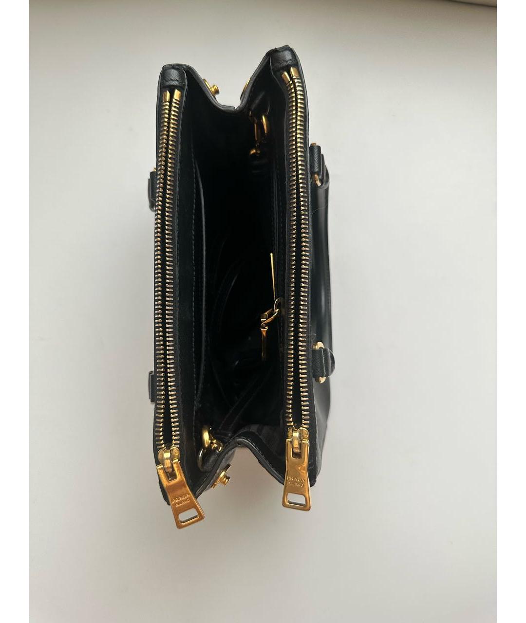 PRADA Черная кожаная сумка с короткими ручками, фото 2