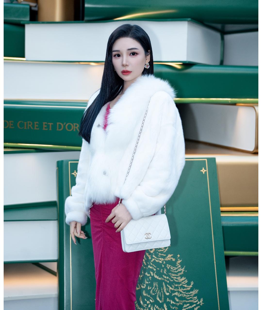 CHANEL Белая кожаная сумка через плечо, фото 5