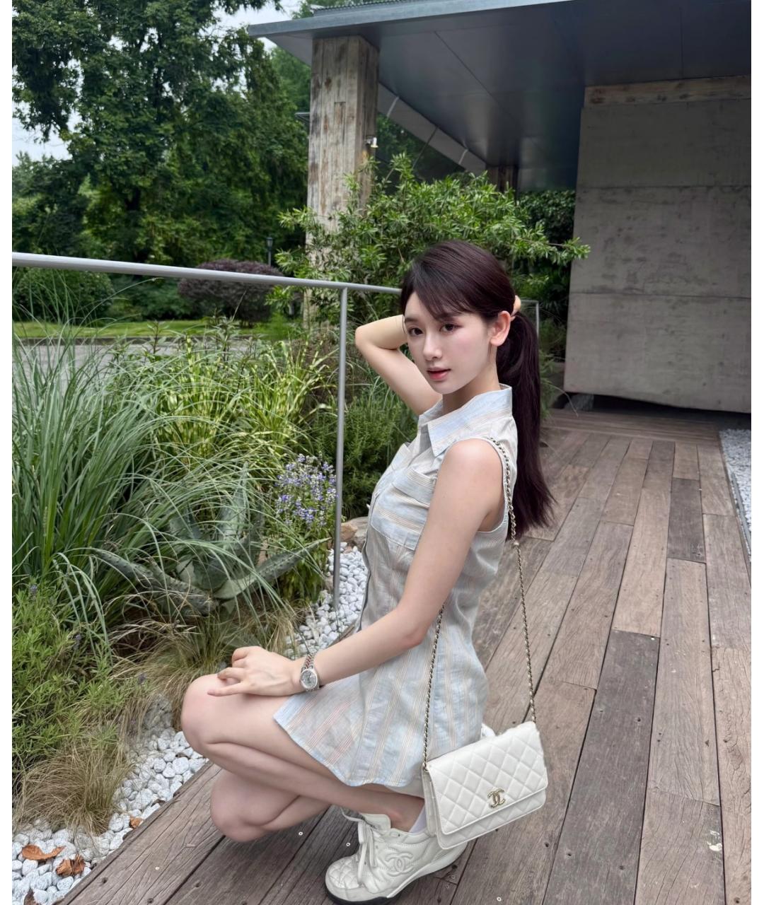 CHANEL Белая кожаная сумка через плечо, фото 6