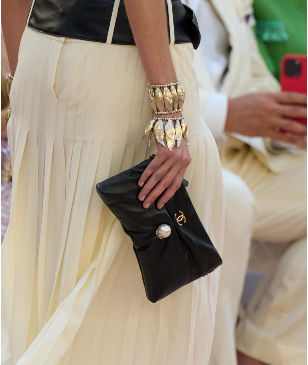 CHANEL Черная кожаная сумка через плечо, фото 6