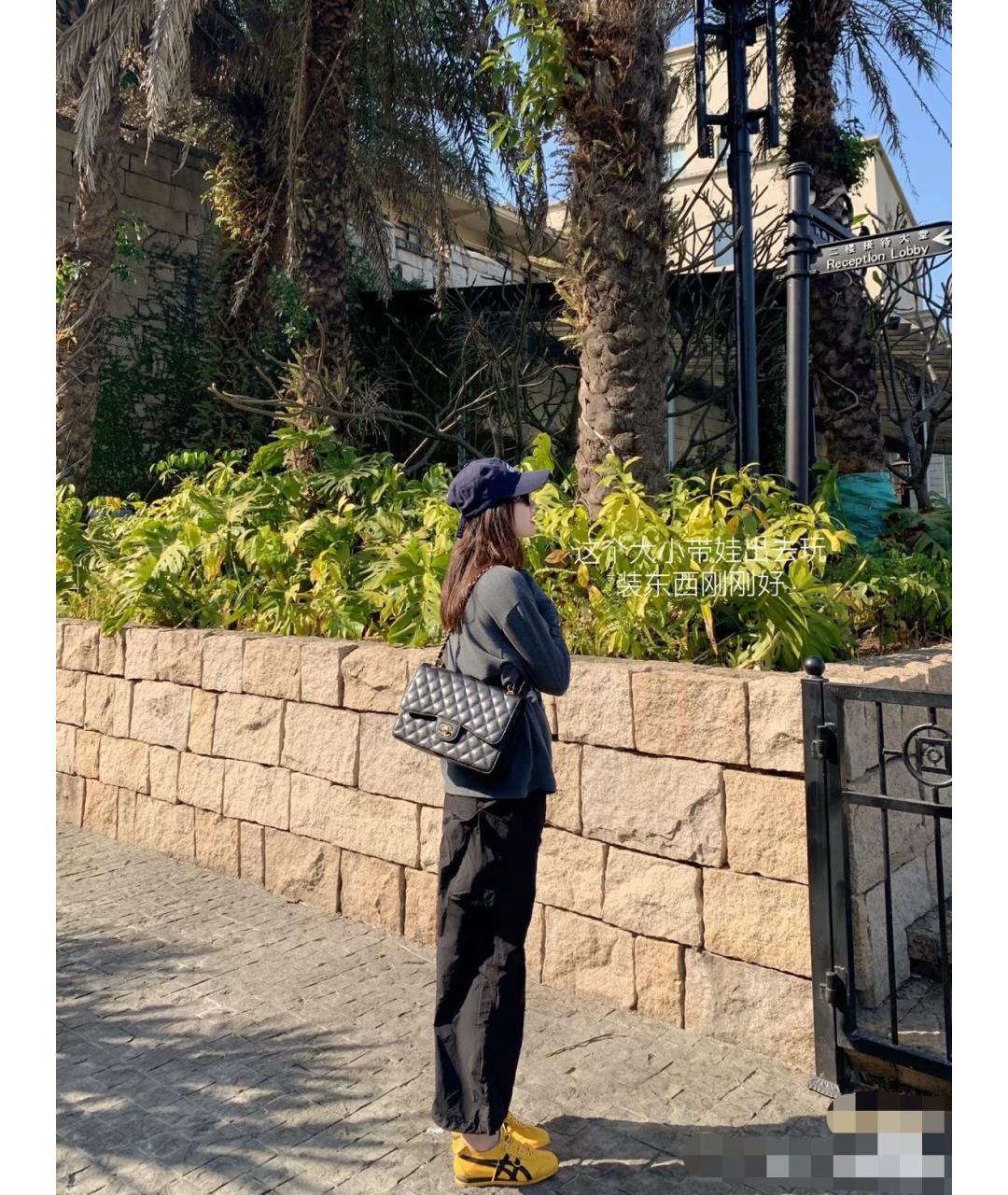 CHANEL Черная кожаная сумка через плечо, фото 8