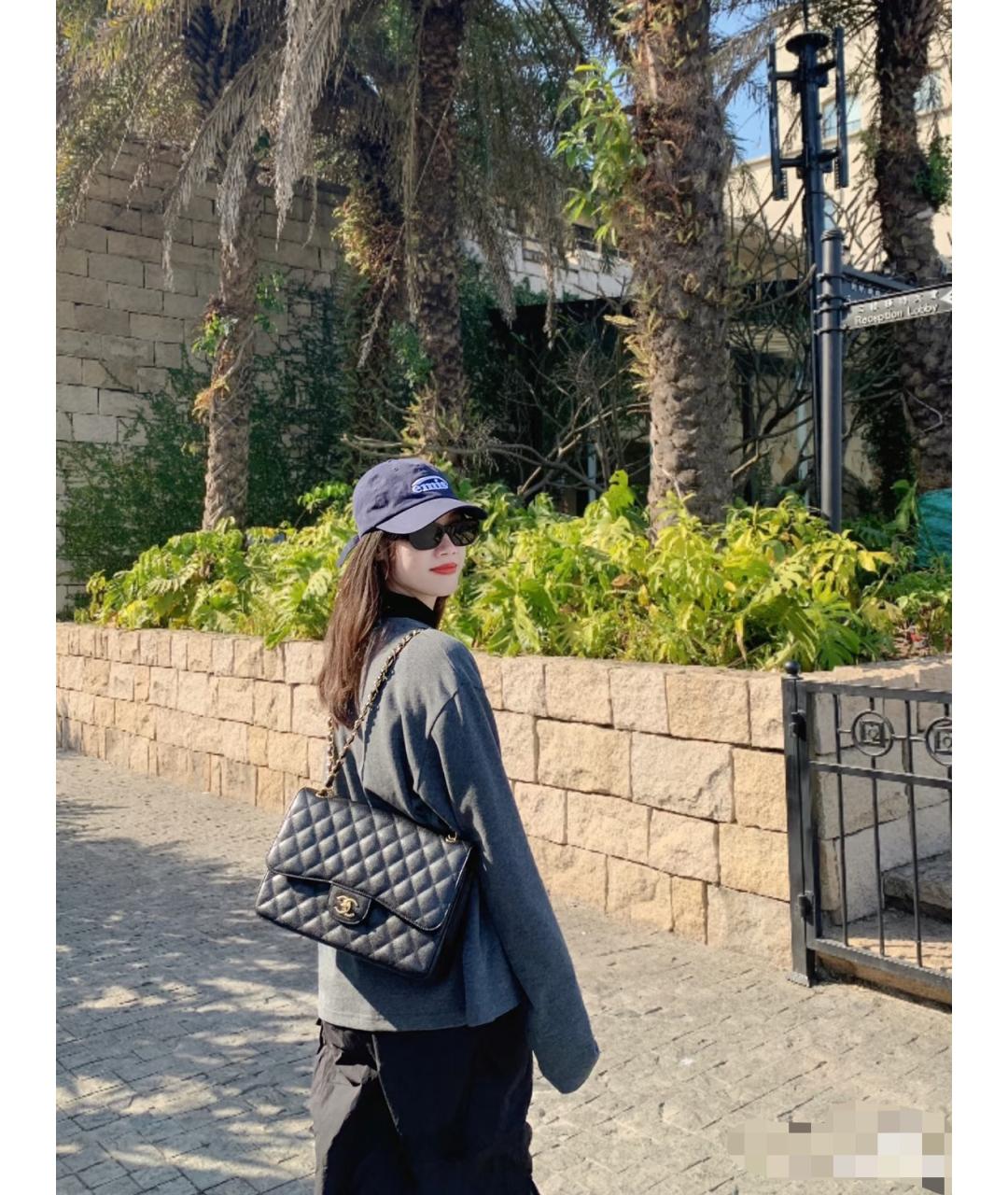 CHANEL Черная кожаная сумка через плечо, фото 6