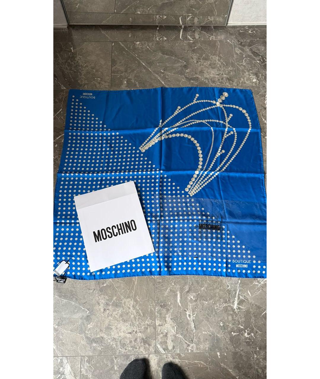 BOUTIQUE MOSCHINO Синий шелковый платок, фото 4