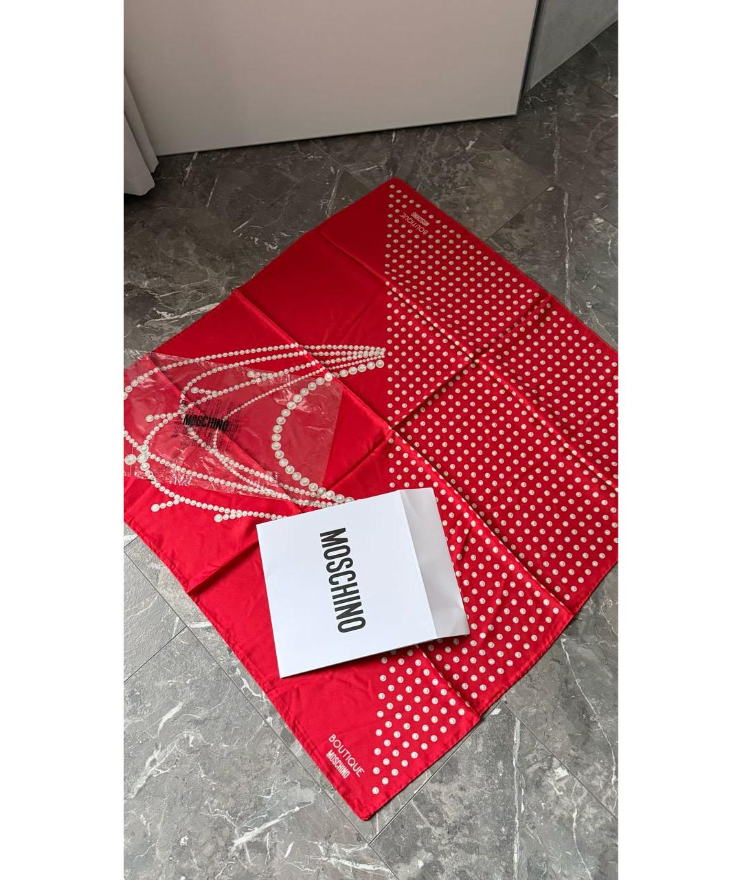 BOUTIQUE MOSCHINO Красный шелковый платок, фото 3