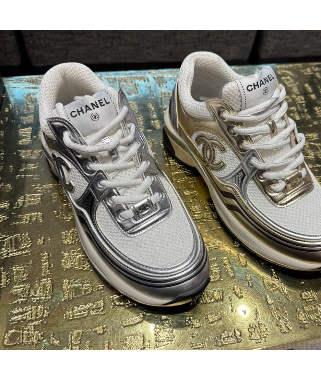 CHANEL Серебряные кожаные кроссовки, фото 3