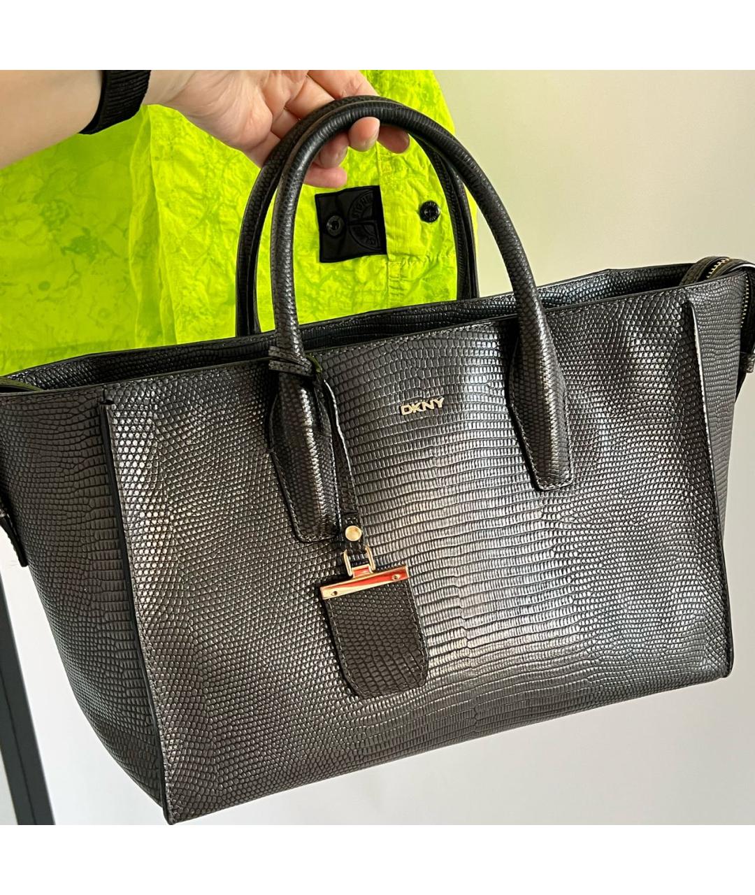 DKNY Черная кожаная сумка с короткими ручками, фото 5