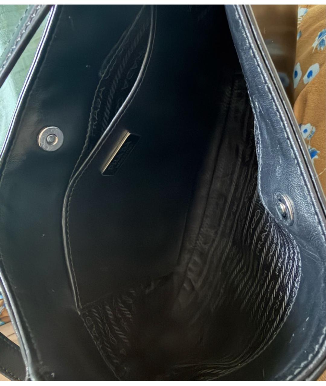 PRADA Черная кожаная сумка с короткими ручками, фото 4