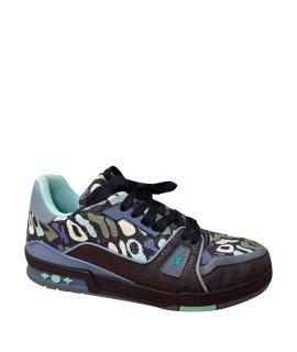 LOUIS VUITTON Низкие кроссовки / кеды