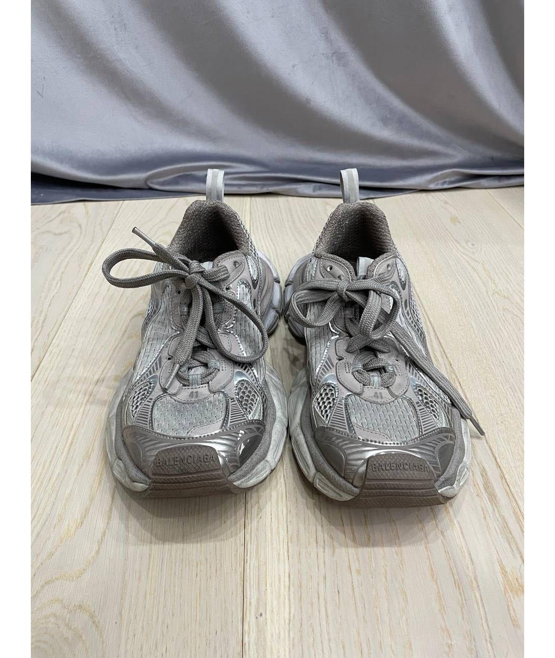 BALENCIAGA Серые резиновые низкие кроссовки / кеды, фото 2