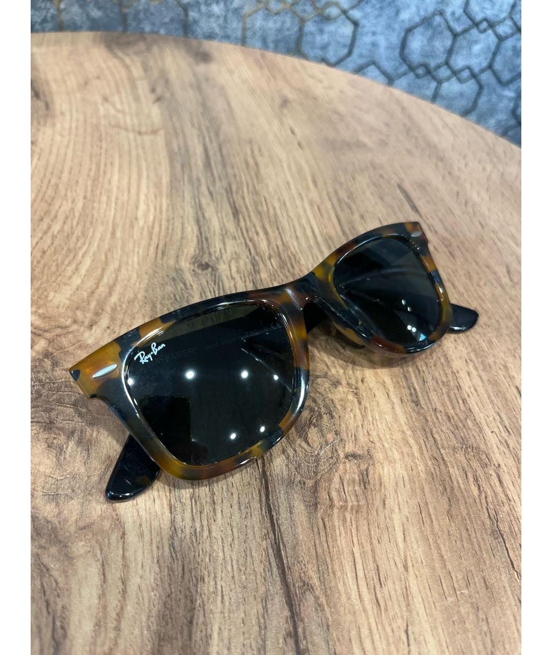 RAY BAN Коричневые пластиковые солнцезащитные очки, фото 4