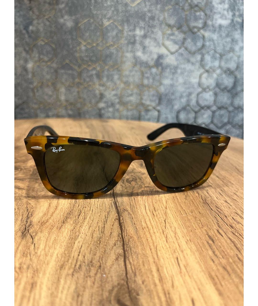 RAY BAN Коричневые пластиковые солнцезащитные очки, фото 7