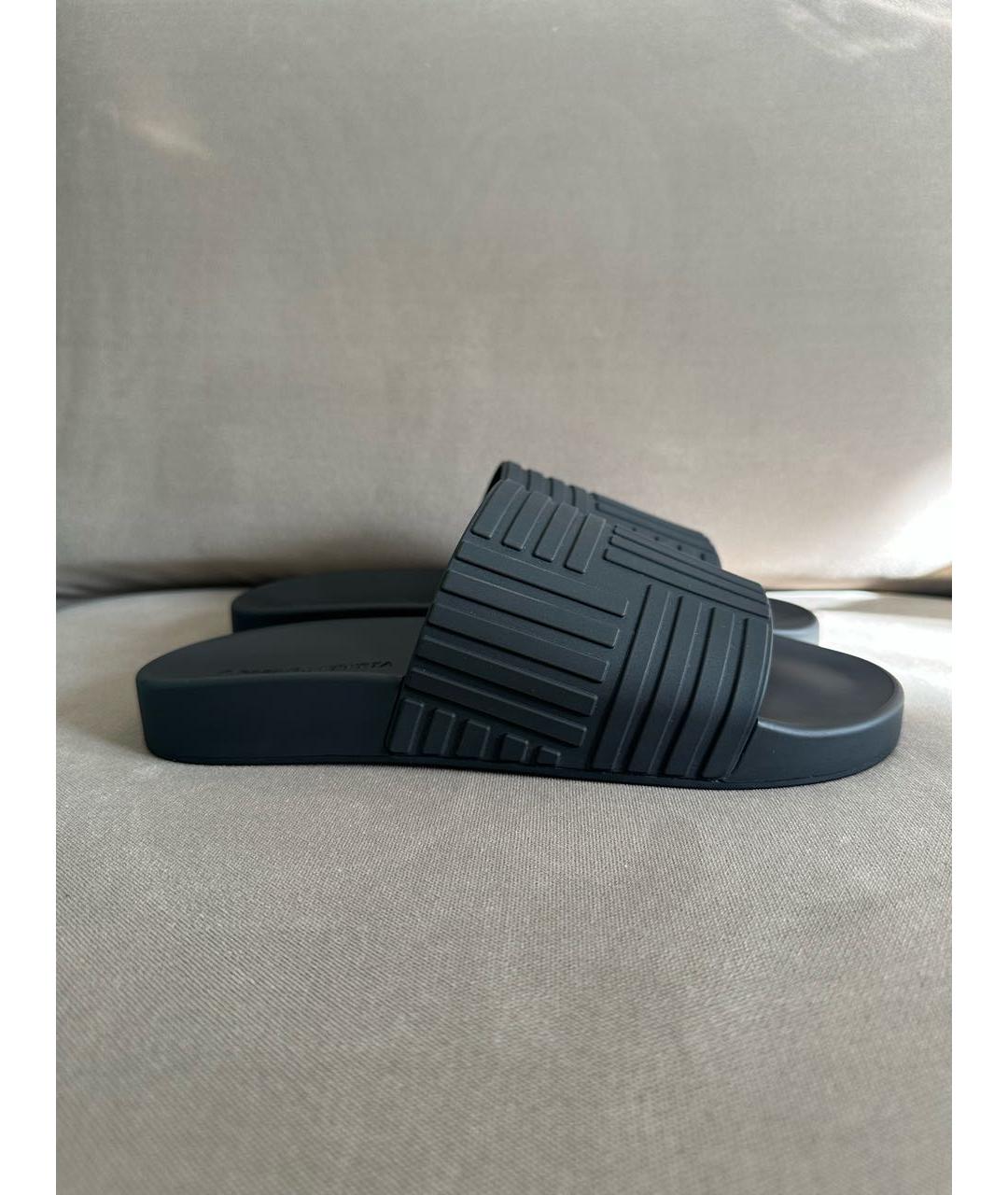 BOTTEGA VENETA Черные резиновые шлепанцы, фото 8