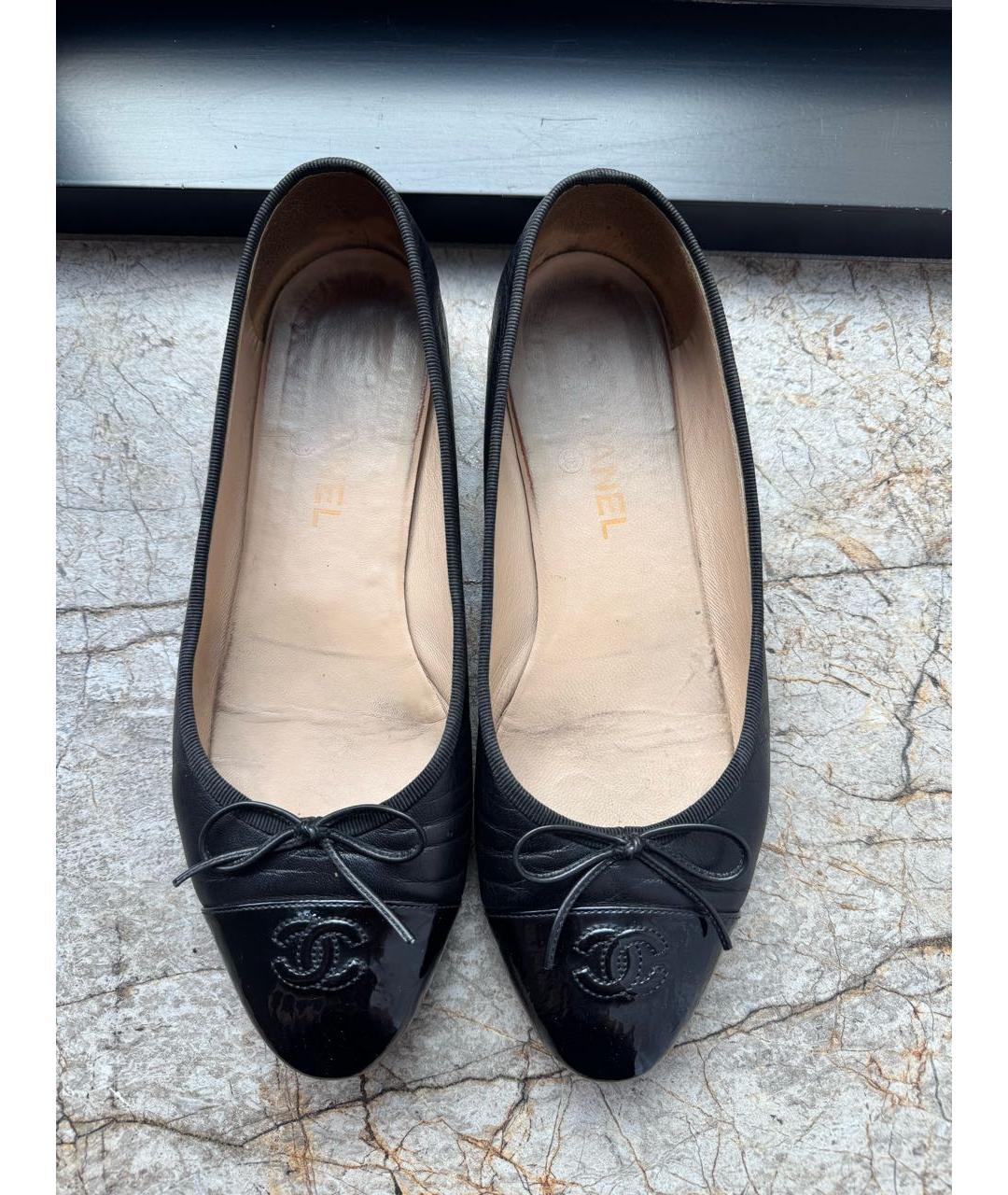 CHANEL Черные кожаные балетки, фото 3