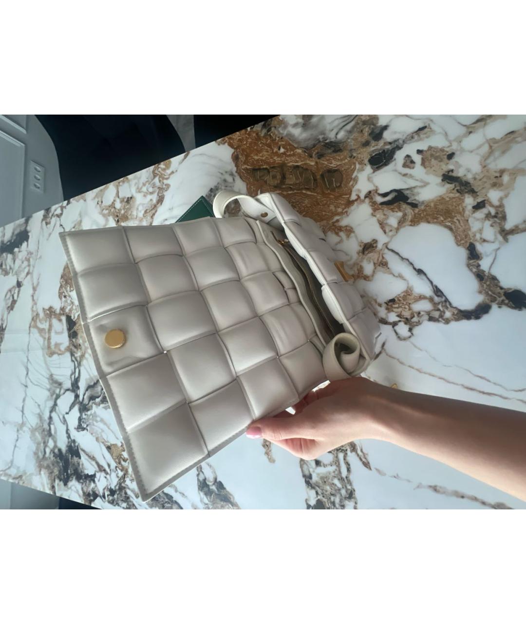 BOTTEGA VENETA Белая кожаная сумка тоут, фото 4