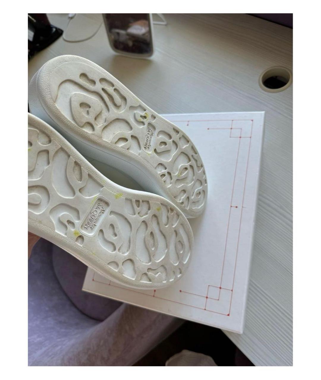 ALEXANDER MCQUEEN Белые кожаные кеды, фото 5