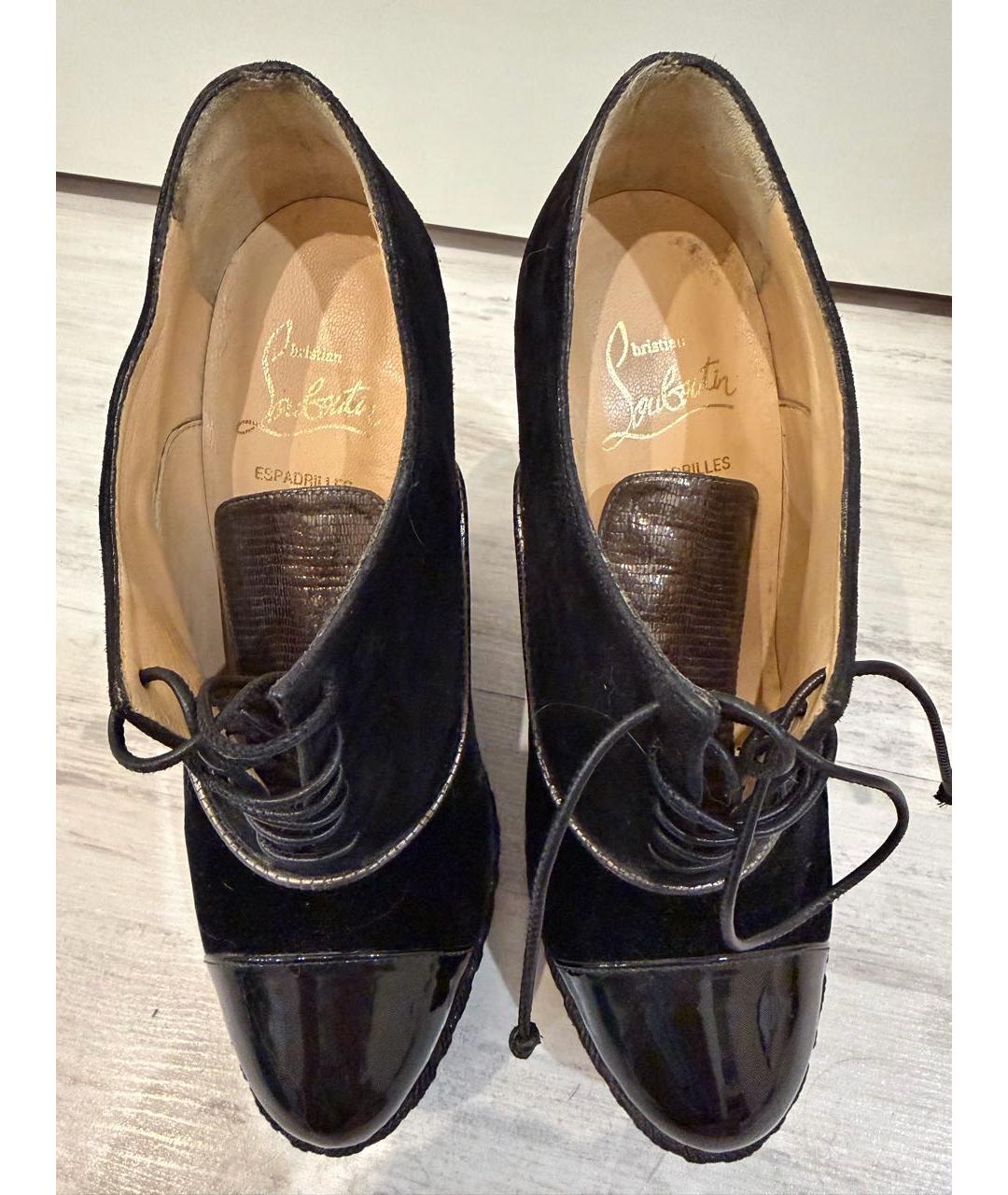 CHRISTIAN LOUBOUTIN Черные замшевые ботильоны, фото 3