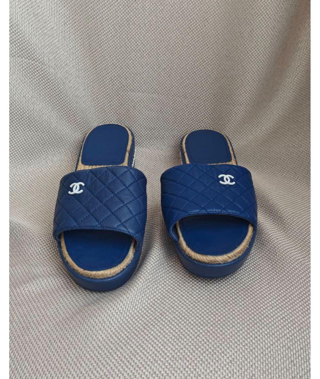 CHANEL Синие кожаные шлепанцы, фото 4
