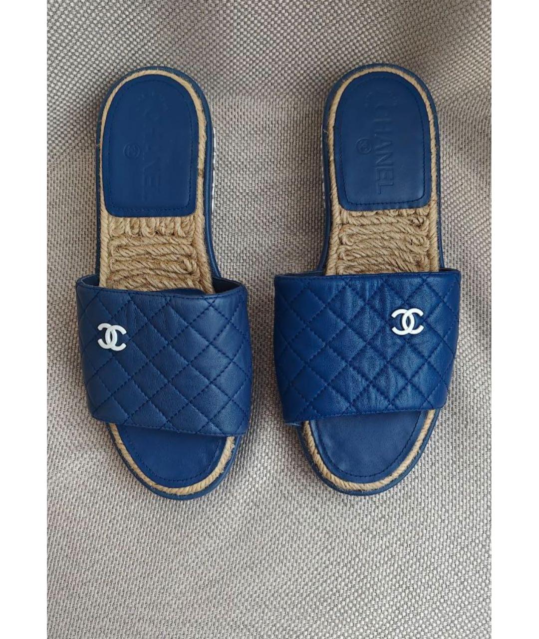 CHANEL Синие кожаные шлепанцы, фото 3