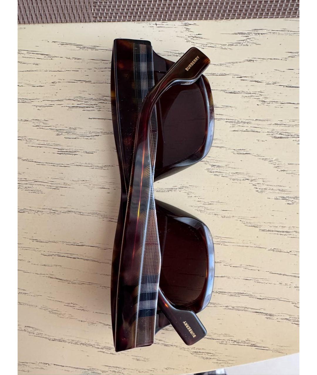 BURBERRY Коричневые пластиковые солнцезащитные очки, фото 6