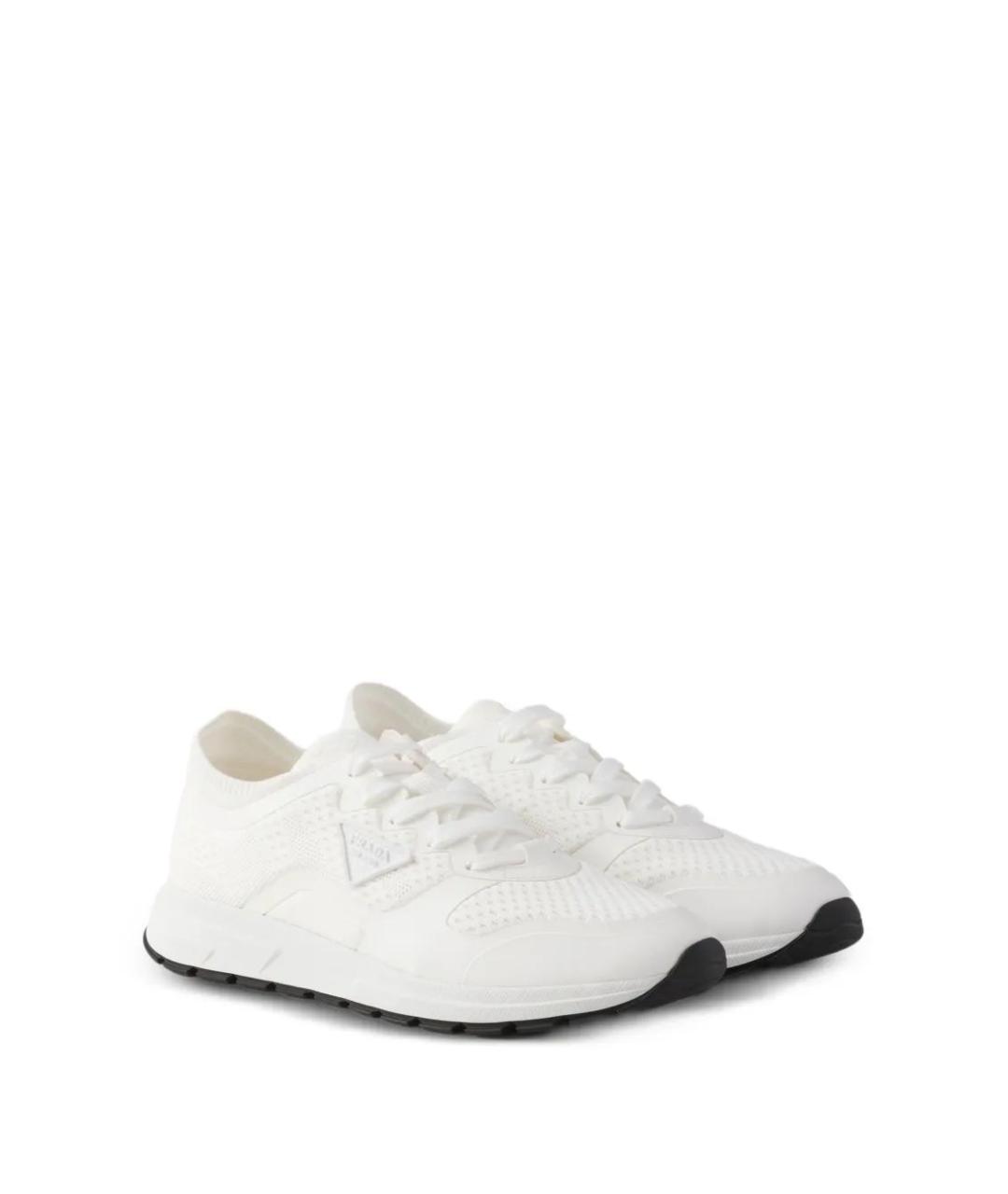 PRADA Белые текстильные кроссовки, фото 2