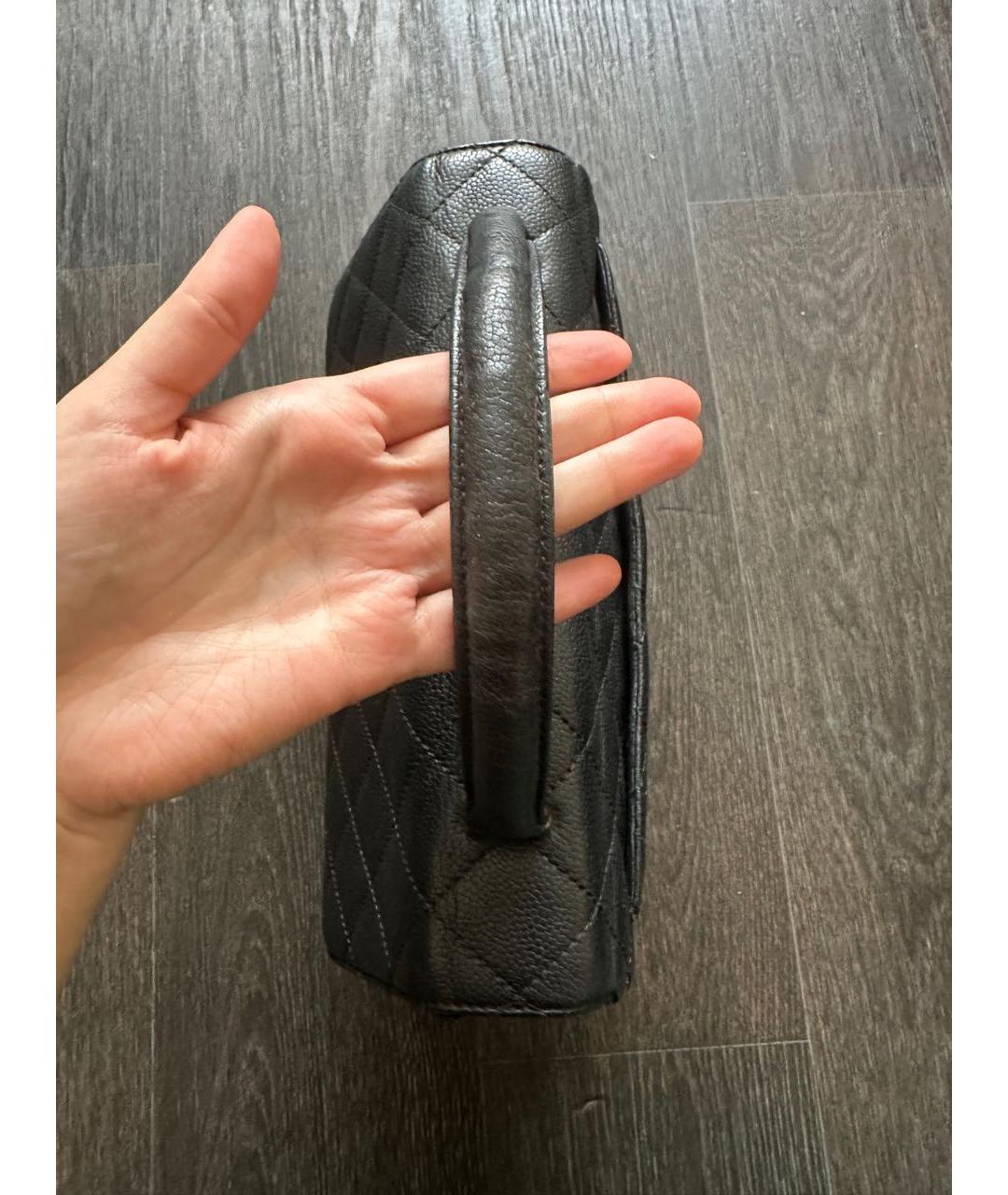 CHANEL Черная кожаная сумка с короткими ручками, фото 5