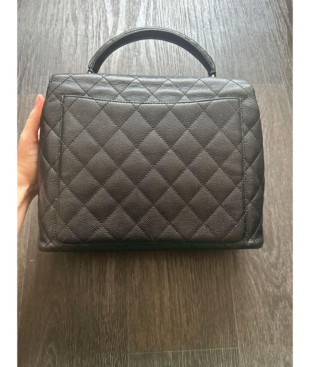 CHANEL Черная кожаная сумка с короткими ручками, фото 2