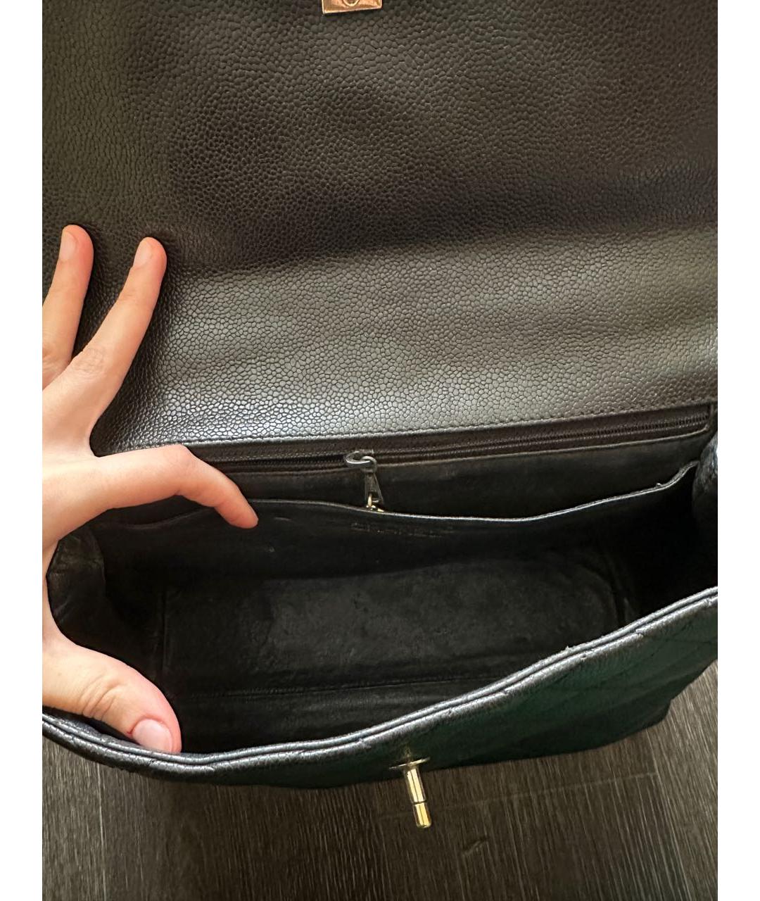 CHANEL Черная кожаная сумка с короткими ручками, фото 4