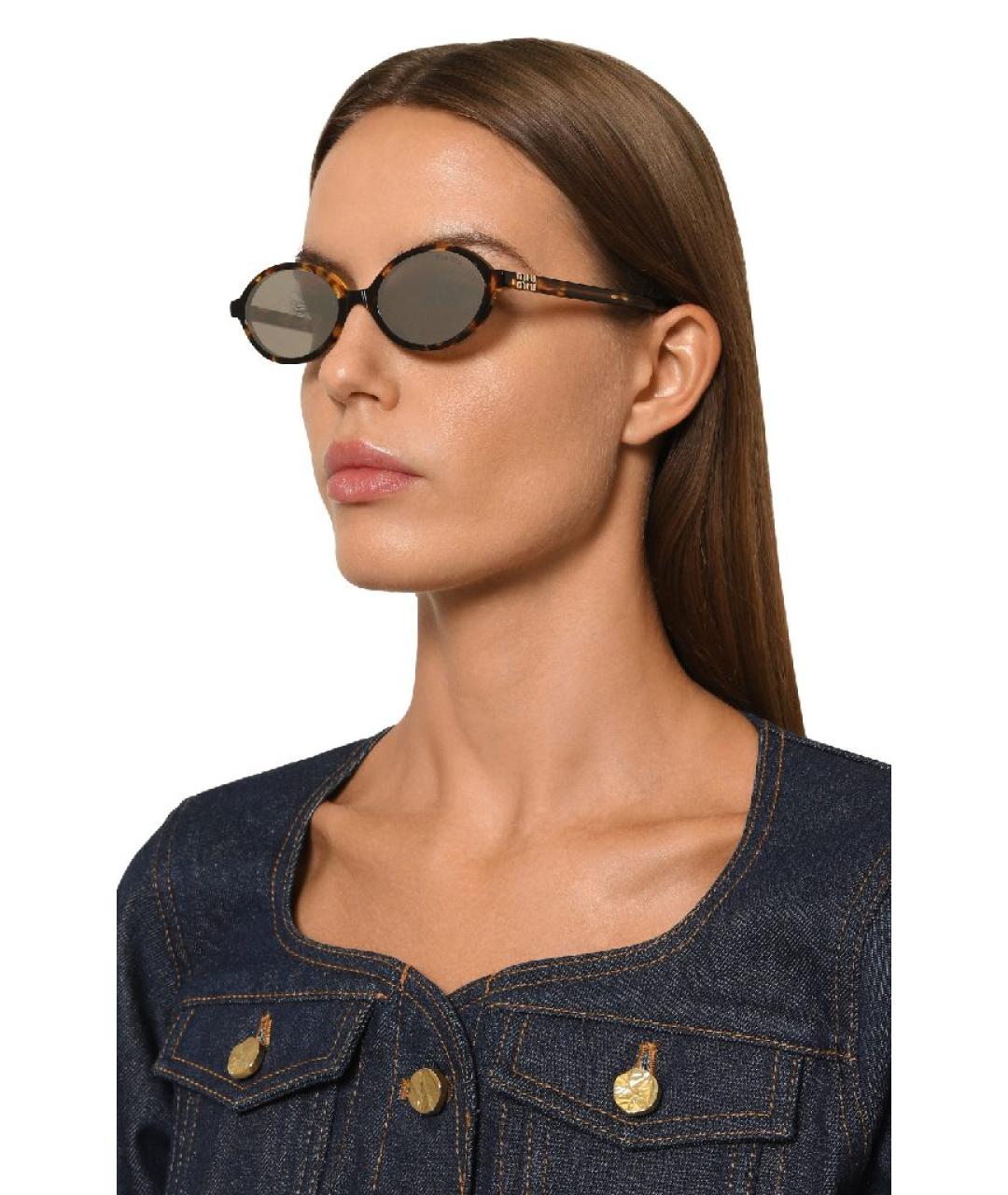 MIU MIU Коричневые пластиковые солнцезащитные очки, фото 6