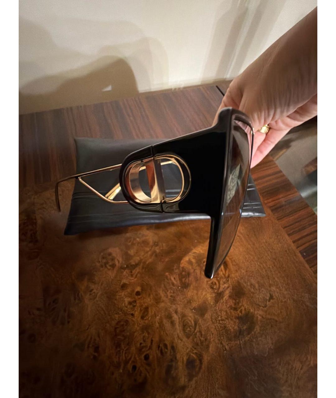 CHRISTIAN DIOR Черные пластиковые солнцезащитные очки, фото 2