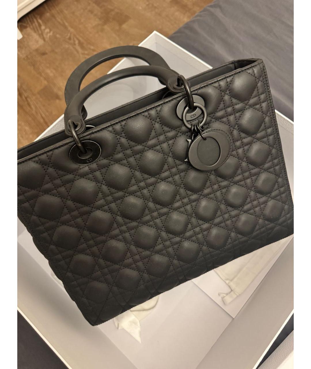 CHRISTIAN DIOR Черная кожаная сумка с короткими ручками, фото 2